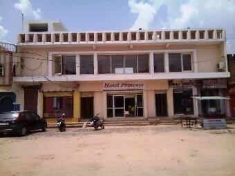 Hotel Princess Chhatarpur, Khajuraho 1